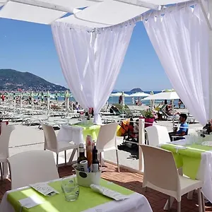 **** Hotel Splendid Mare Italia