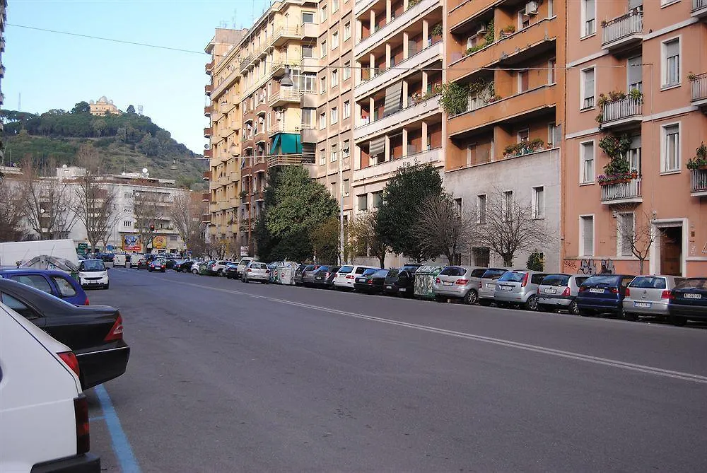 I Prati Di Roma Hotel 3*,